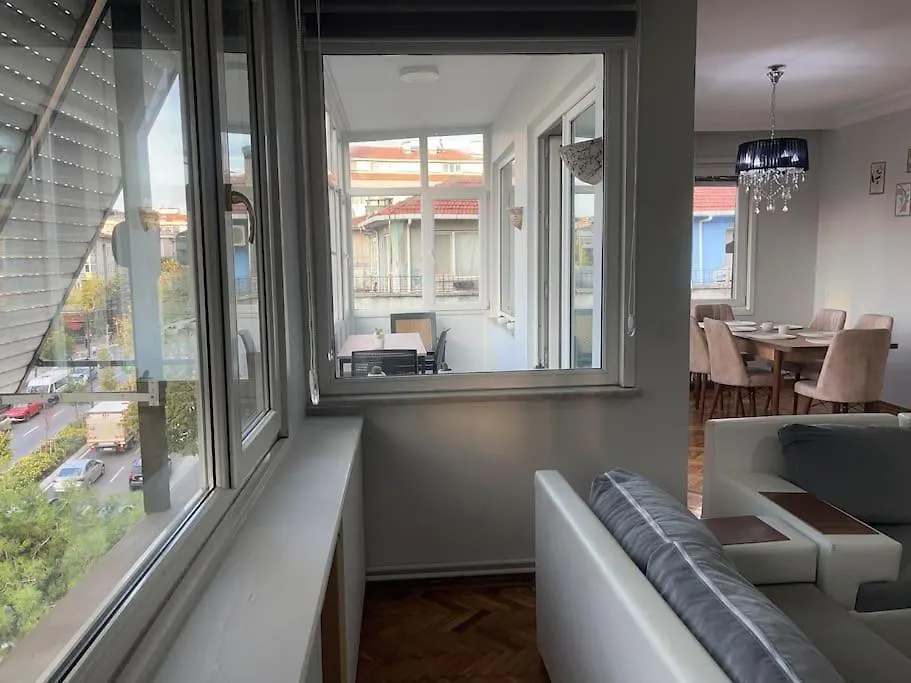 Apartment Spacious Flat With Wide View Istanbul